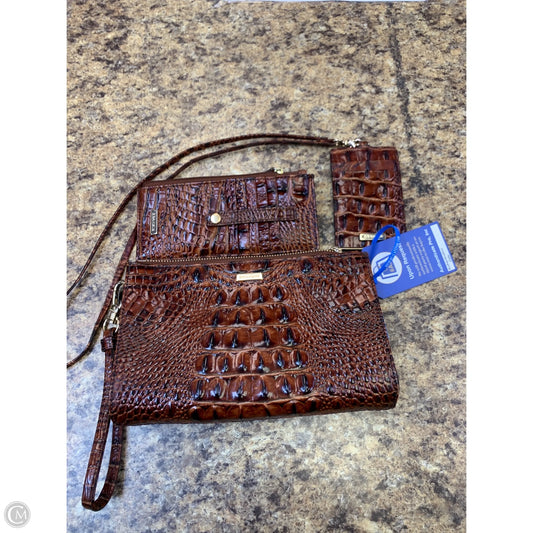 Wristlet Designer By Brahmin, Size: Medium