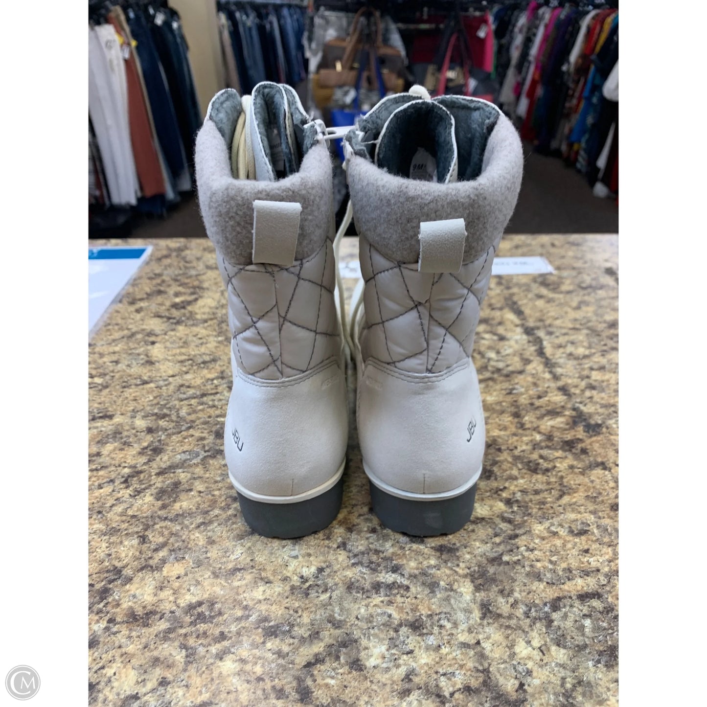 Boots Ankle Heels By Jambu In Ivory, Size: 9