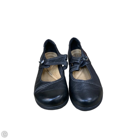 Shoes Flats By Clarks In Black, Size: 7