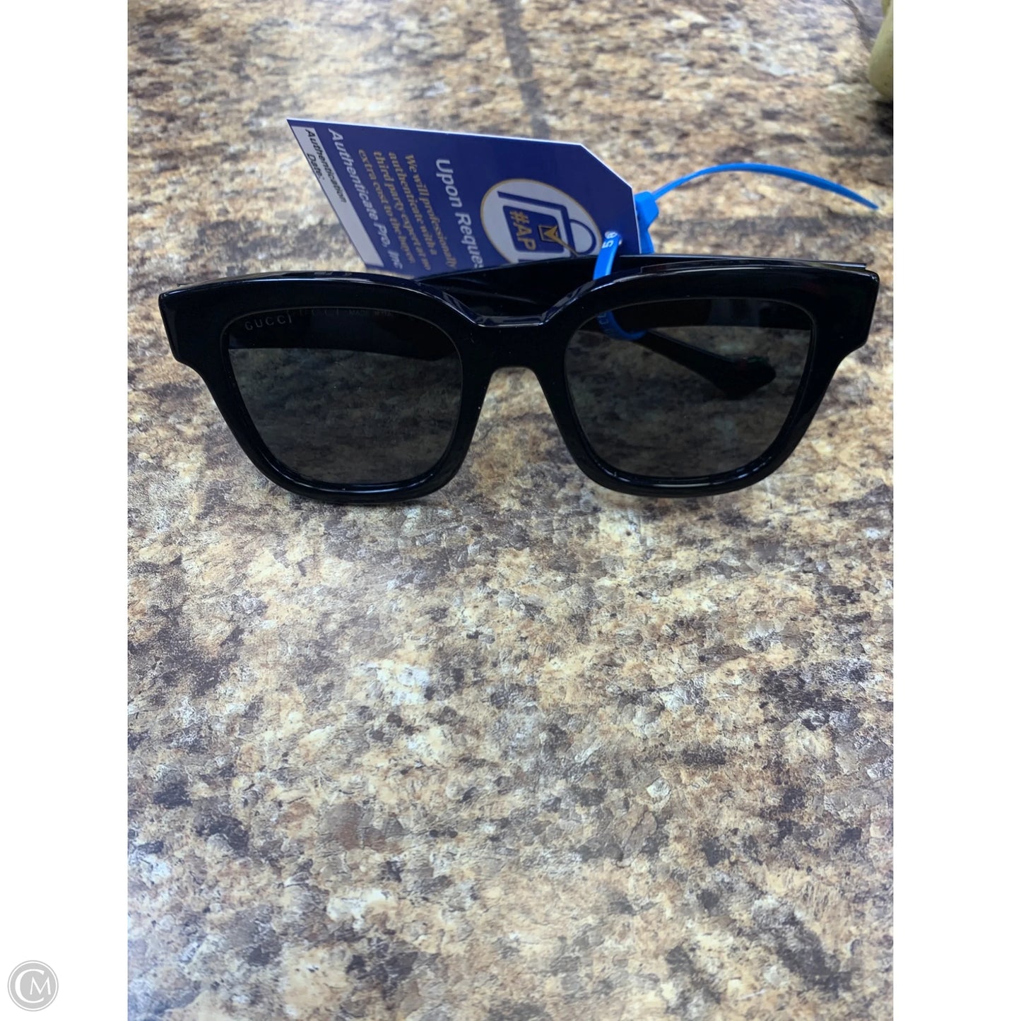 Sunglasses Luxury Designer By Gucci, Size: Medium
