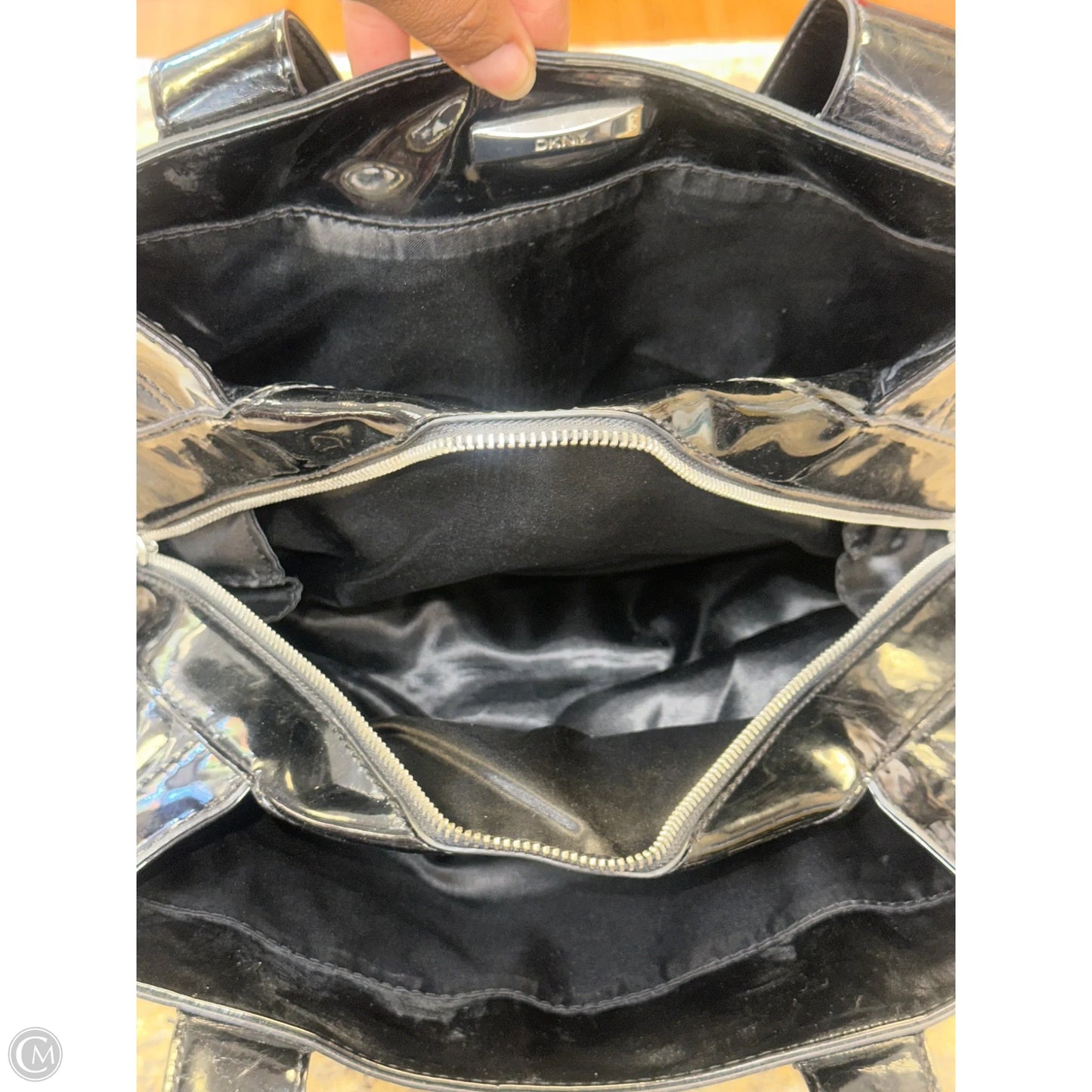 Handbag By Dkny, Size: Medium