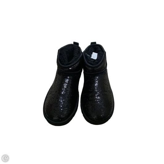 Boots Designer By Ugg In Black, Size: 8
