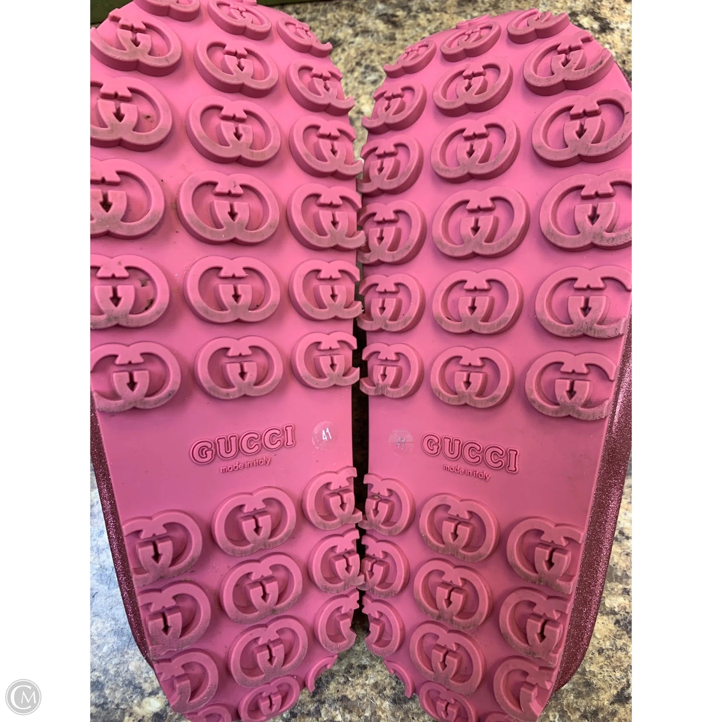 Sandals Luxury Designer By Gucci In Pink, Size: 10