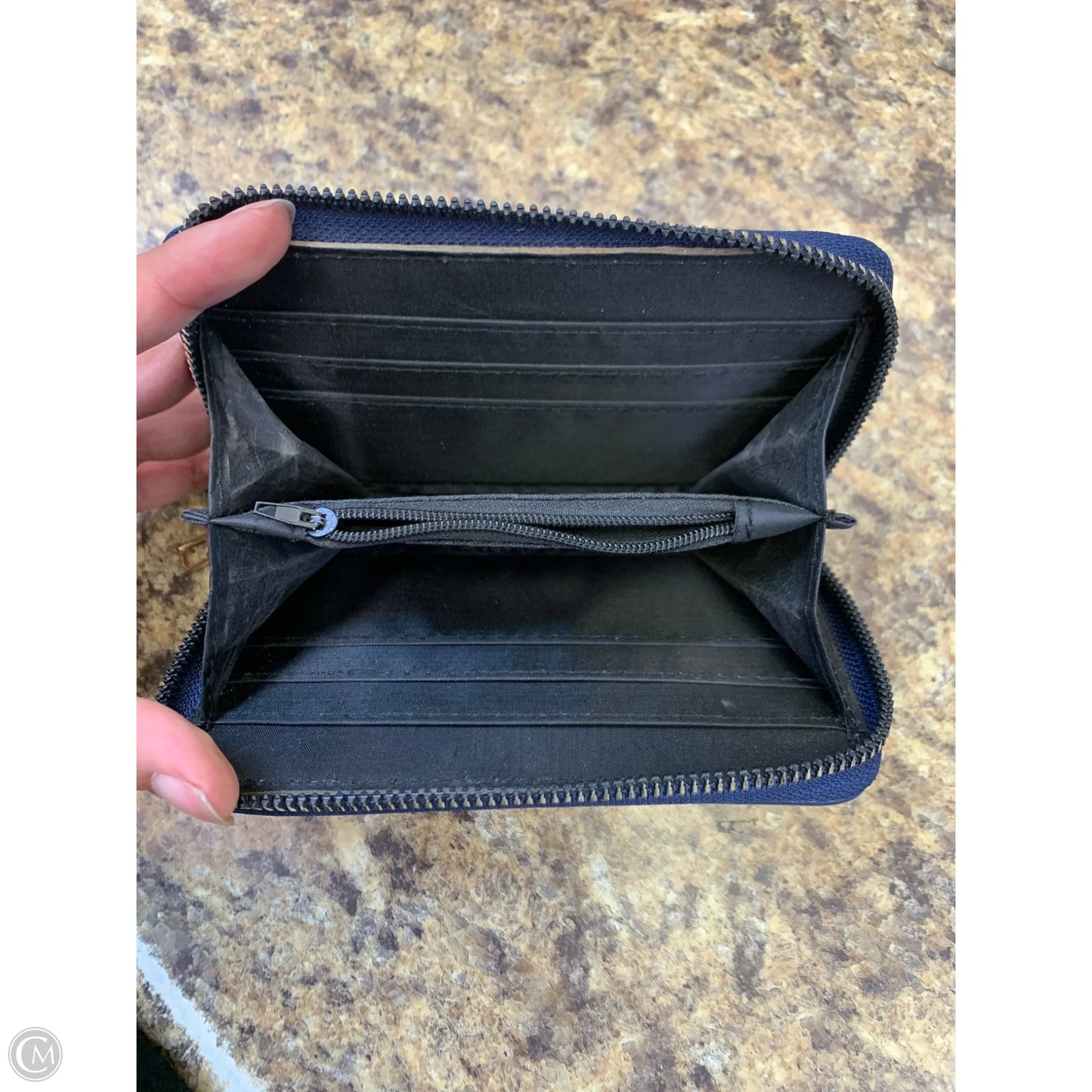 Wallet By Cmf, Size: Small