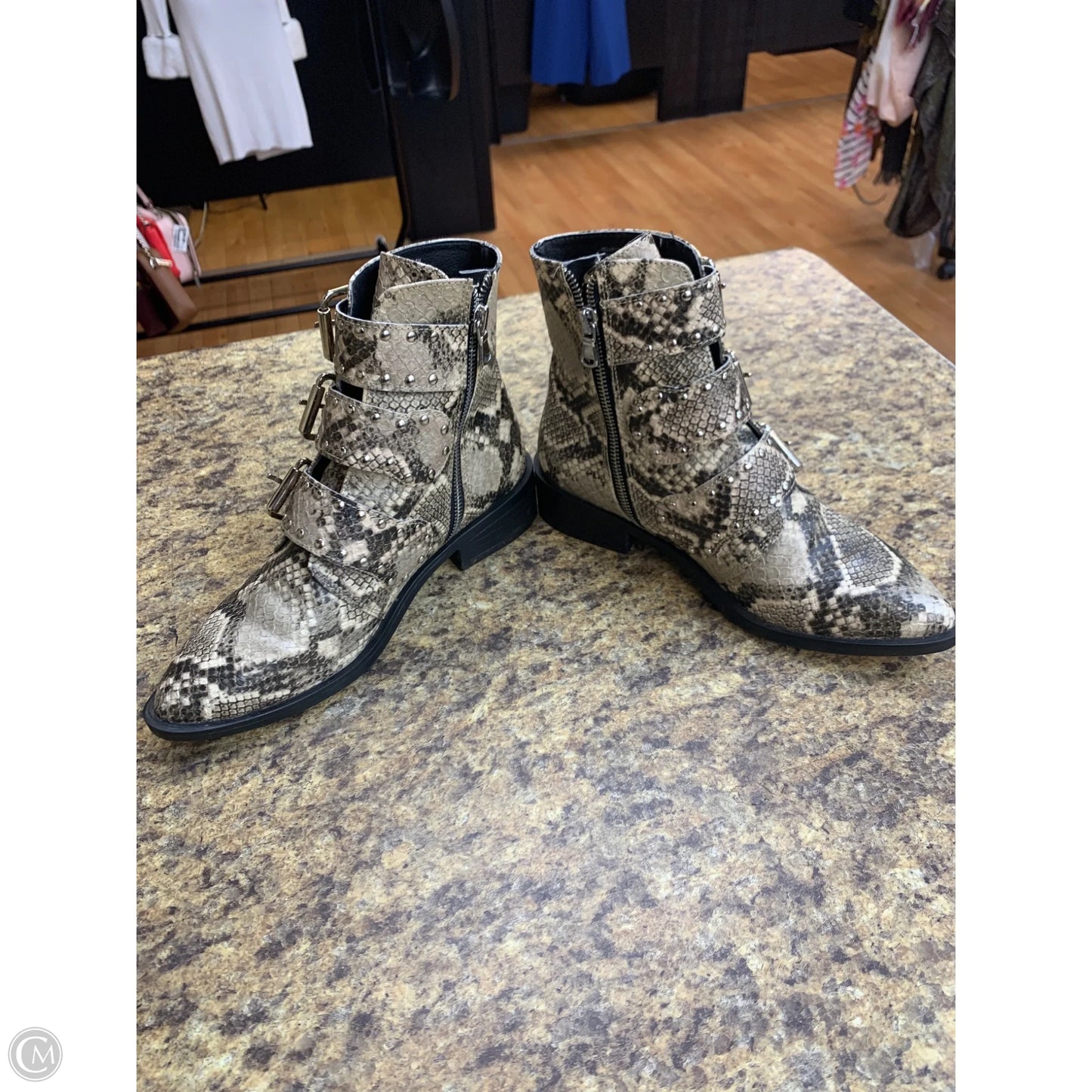 Boots Ankle Flats By Steve Madden In Snakeskin Print, Size: 6