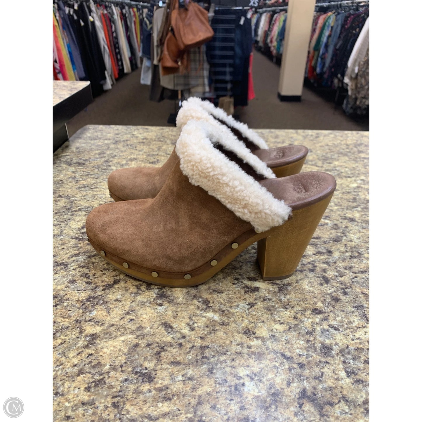 Shoes Designer By Ugg In Brown, Size: 11