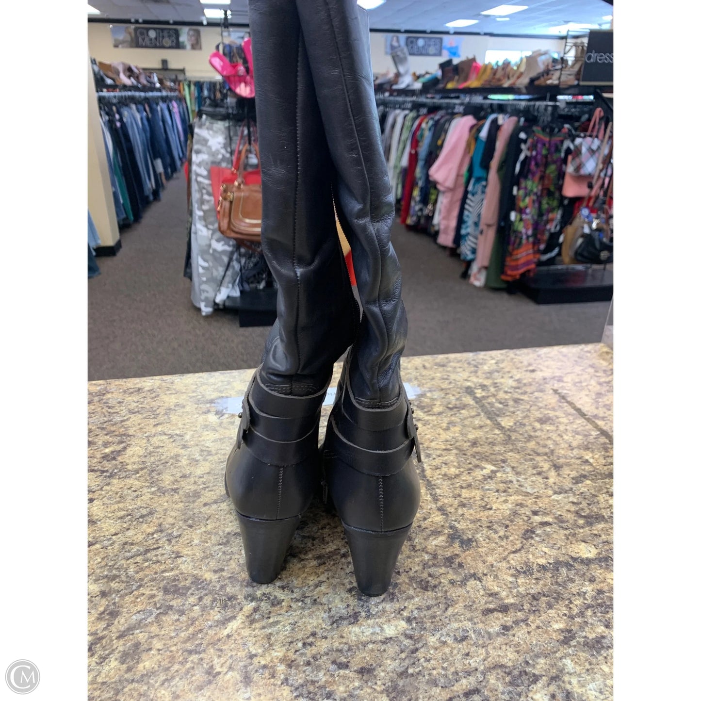 Boots Knee Heels By Clothes Mentor In Brown, Size: 8.5